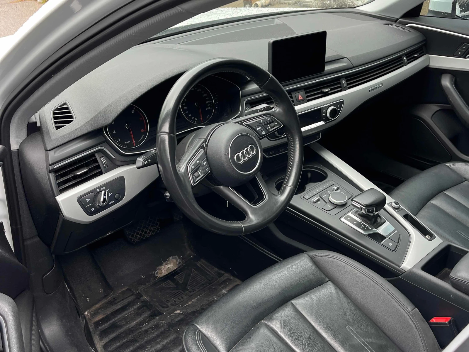 Audi A4 QUATTRO * ГЛАВНО ПРЕДСТАВИТЕЛСТВО НА HYUNDAI* , снимка 7 - Автомобили и джипове - 55979806