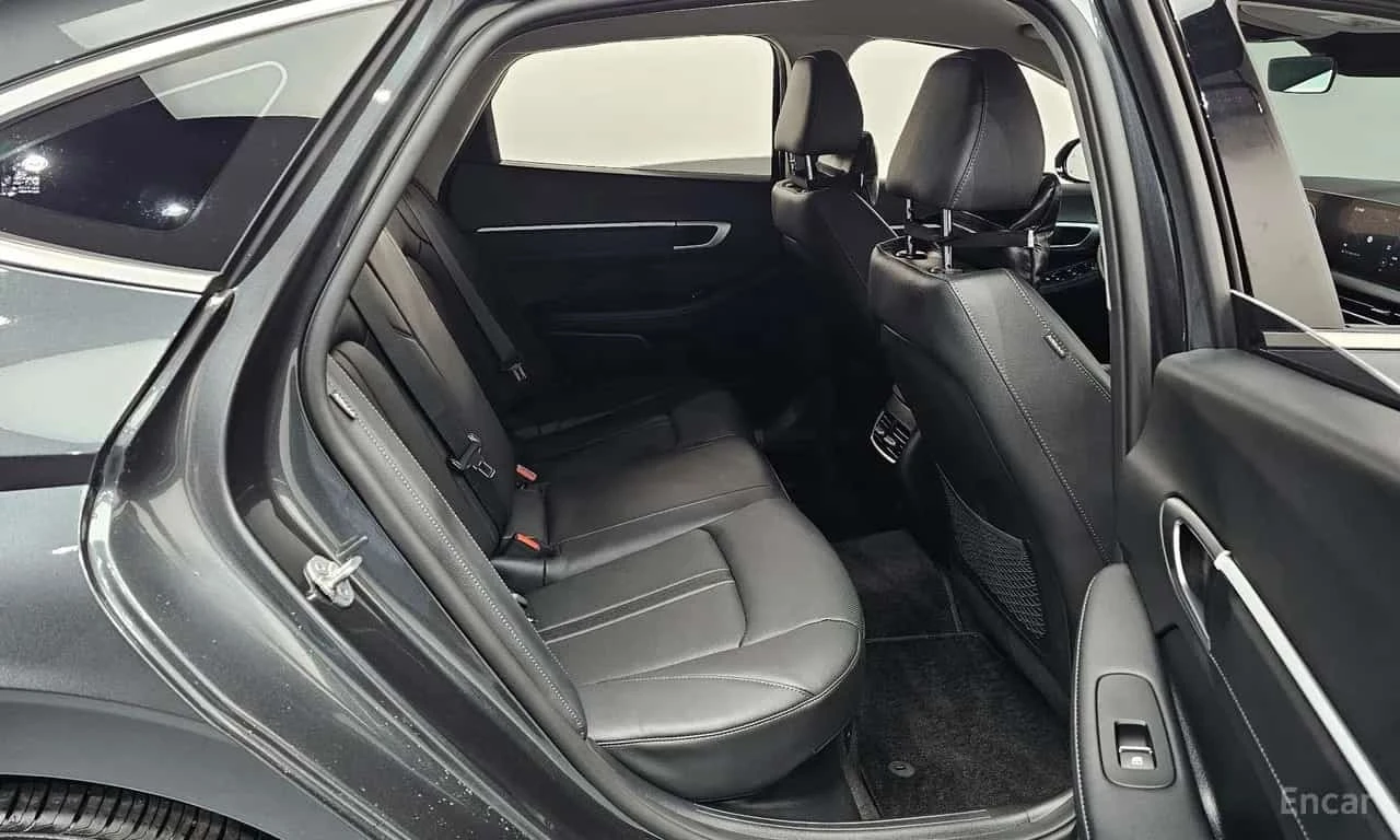 Hyundai Sonata * Exclusive * ���� �� �� | Mobile.bg � ����������� 11