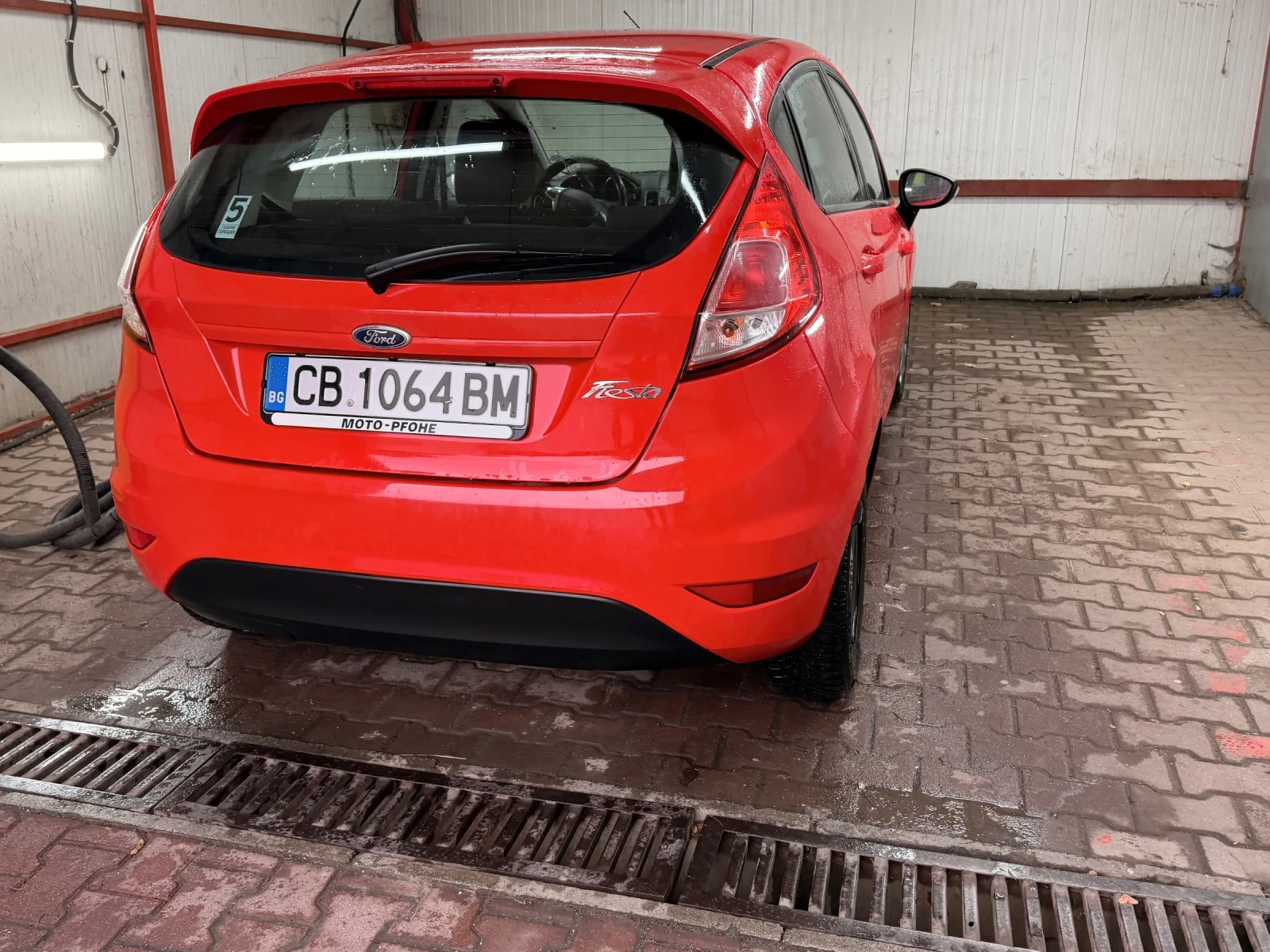Ford Fiesta 1.5 tdci, снимка 4 - Автомобили и джипове - 56748003