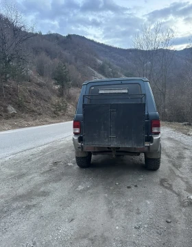 Hyundai Galloper Джипа е перфектен! Качваш се и караш!, снимка 8