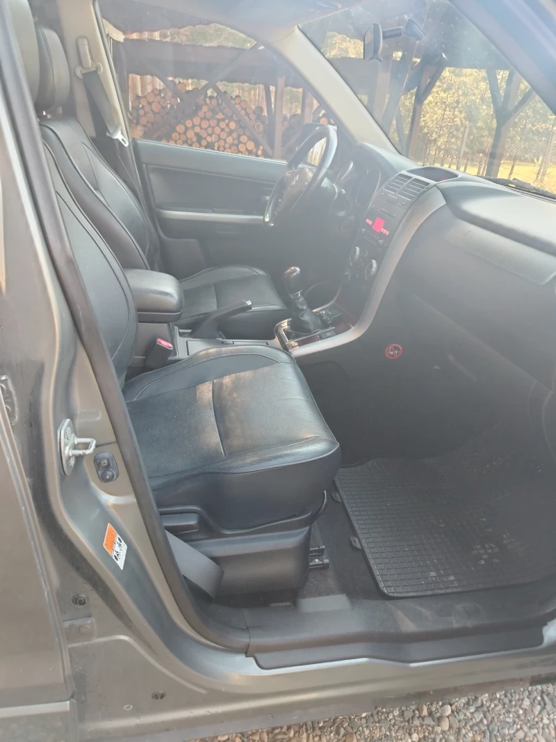 Suzuki Grand vitara 2000, снимка 14 - Автомобили и джипове - 47609300