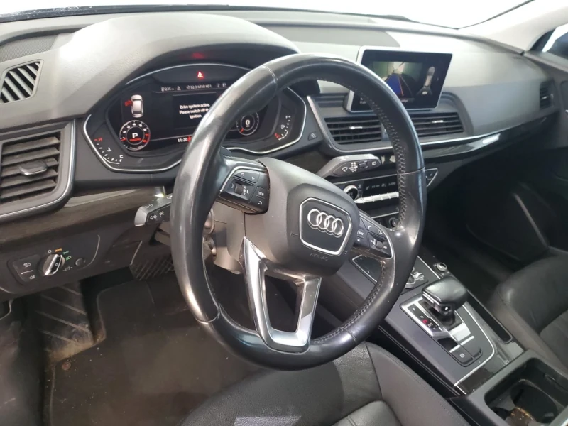 Audi Q5, снимка 6 - Автомобили и джипове - 48720587