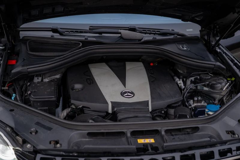 Mercedes-Benz ML 350, снимка 13 - Автомобили и джипове - 52634499
