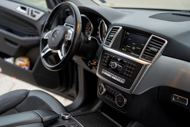 Mercedes-Benz ML 350, снимка 12 - Автомобили и джипове - 52634499