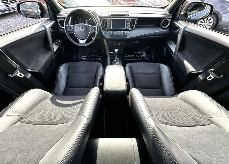Toyota Rav4 2.5HYBRID 194HP 148 000KM 4WD CAMERA DISRTONIC, снимка 9 - Автомобили и джипове - 52825061