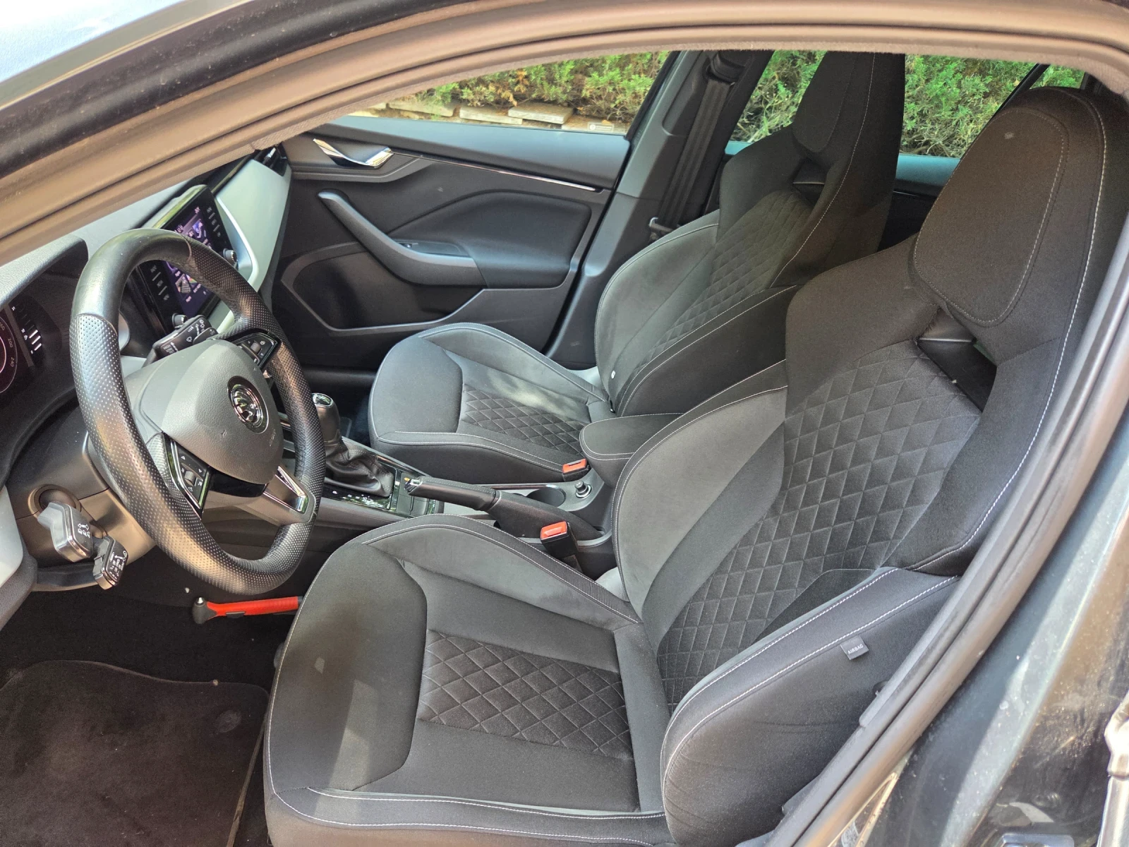 Skoda Kamiq 1.5 Sport Business - изображение 7