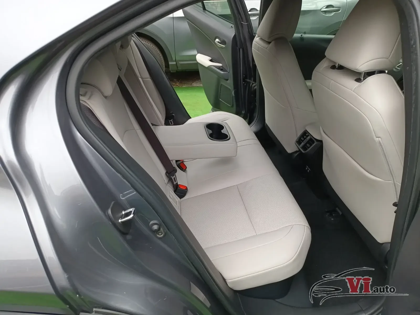 Lexus UX 250h LUXURY, снимка 12 - Автомобили и джипове - 51875686