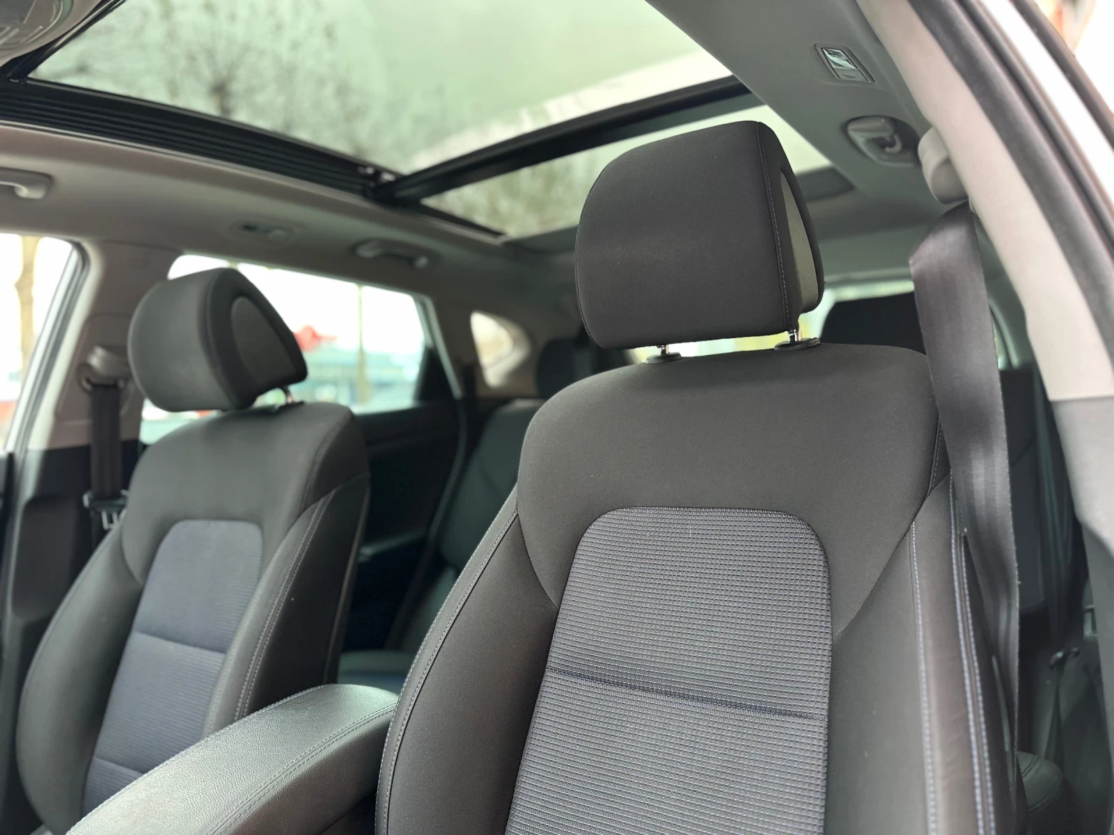 Hyundai Tucson 2.0 CRDI XPOSSIBLE 4WD PANO AUTO - изображение 8