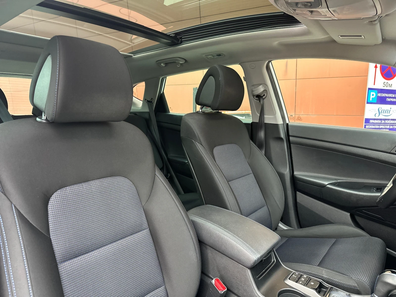 Hyundai Tucson 2.0 CRDI XPOSSIBLE 4WD PANO AUTO - изображение 10