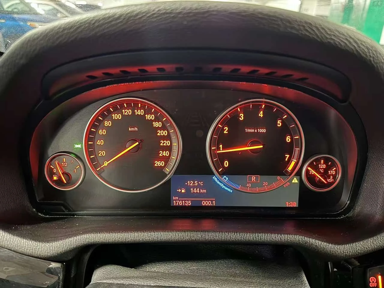 BMW X3 * xDrive28i * ПОДГРЕВИ* ПАНОРАМА* KEYLESS* , снимка 8 - Автомобили и джипове - 53819518