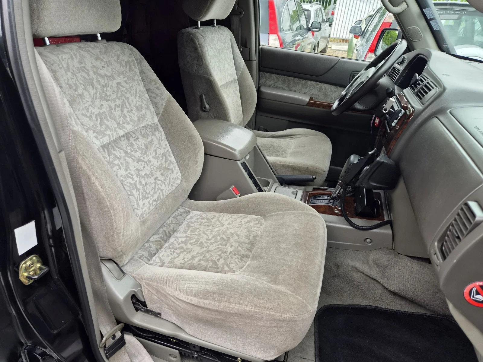 Nissan Patrol 3.0 AUTOMAT 217000KM!!!, снимка 13 - Автомобили и джипове - 54632400