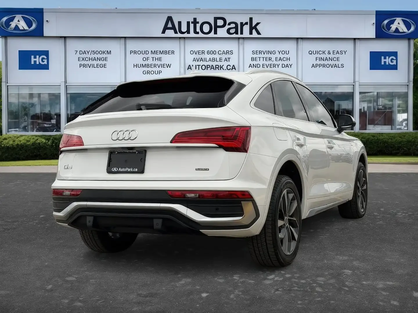 Audi Q5 SPORTBACK| AWD| LEATHER| BLIND SPOT| PANO, снимка 4 - Автомобили и джипове - 54680191