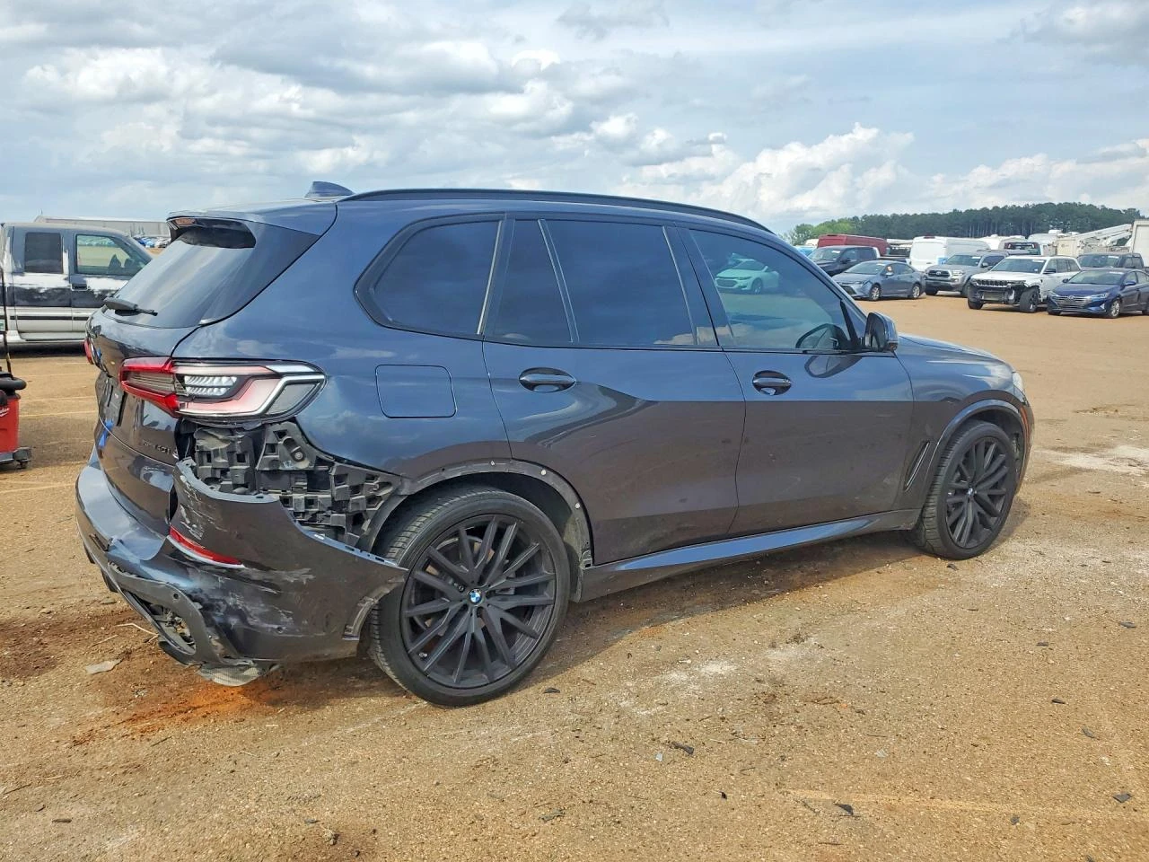 BMW X5 xDrive 40i* M PACK* HARMAN KARDON* 360 CAM* �����* | Mobile.bg � ����������� 3