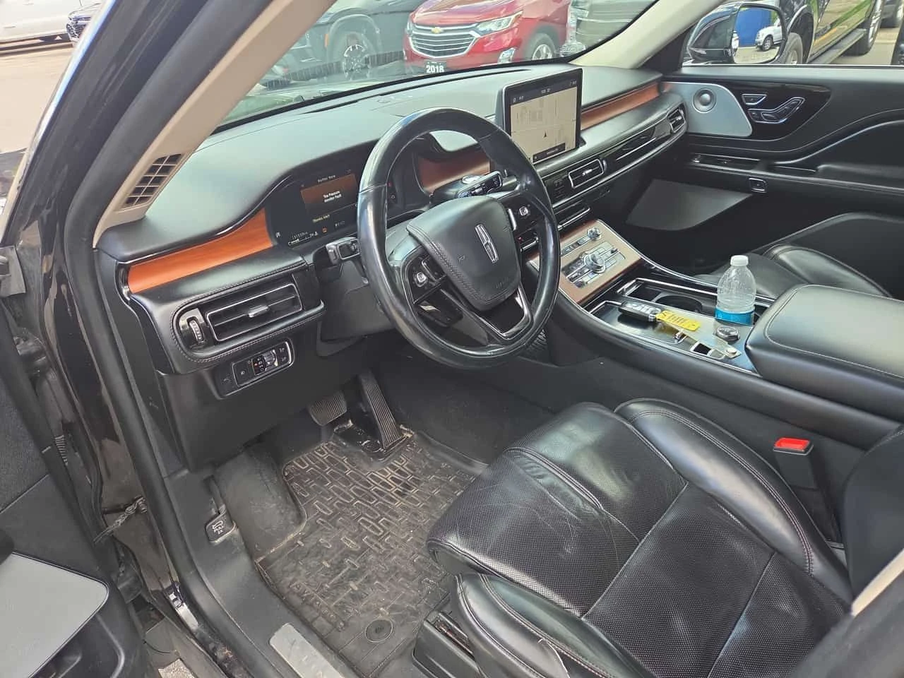Lincoln Aviator * Reserve * АВТОКРЕДИТ БЕЗ ПЪРВОНАЧАЛНА ВНОСКА* , снимка 5 - Автомобили и джипове - 55019577