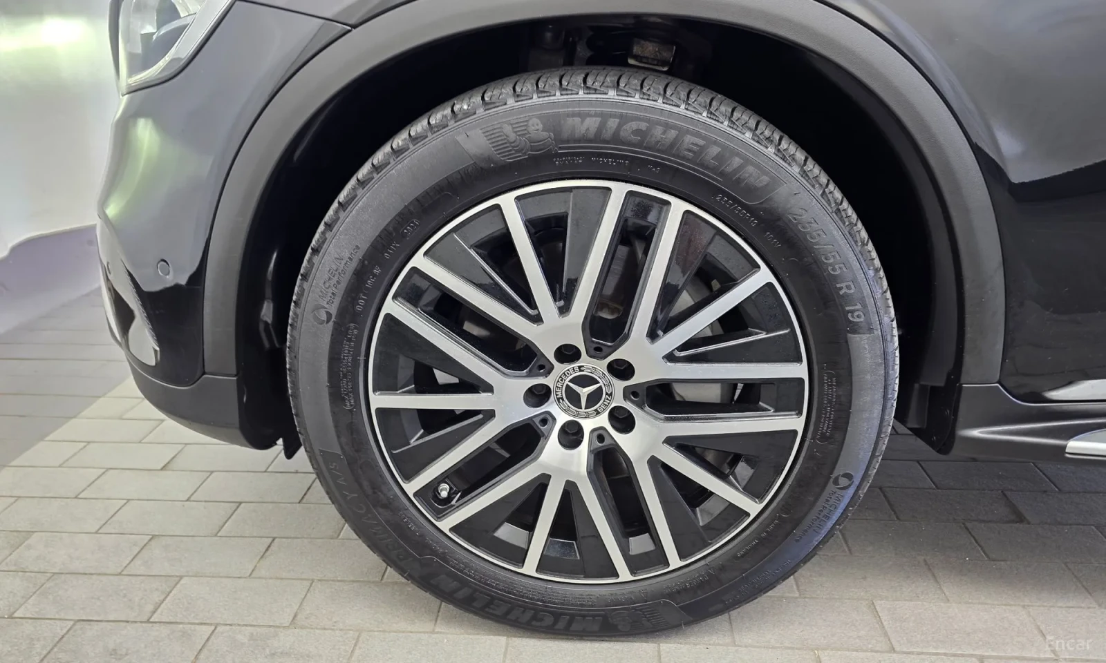 Mercedes-Benz GLC 220, снимка 5 - Автомобили и джипове - 55282536
