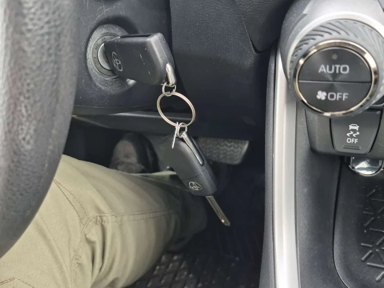 Toyota Rav4  HYBRID LE | ����� ������ | ���� �� ��������  | Mobile.bg � ����������� 8