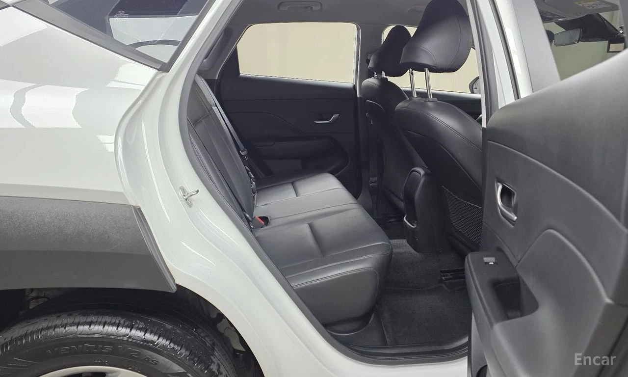 Hyundai Kona 1.6T* MODERN* LANE ASSIST* ПОДГРЕВ* КРАЙНА ЦЕНА, снимка 15 - Автомобили и джипове - 56210998