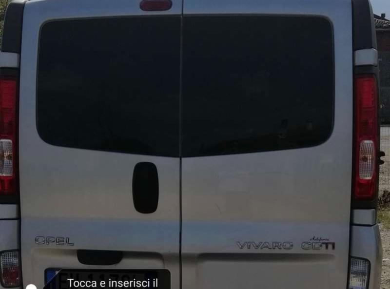 Opel Vivaro 2.0 114k, снимка 7 - Бусове и автобуси - 34174524