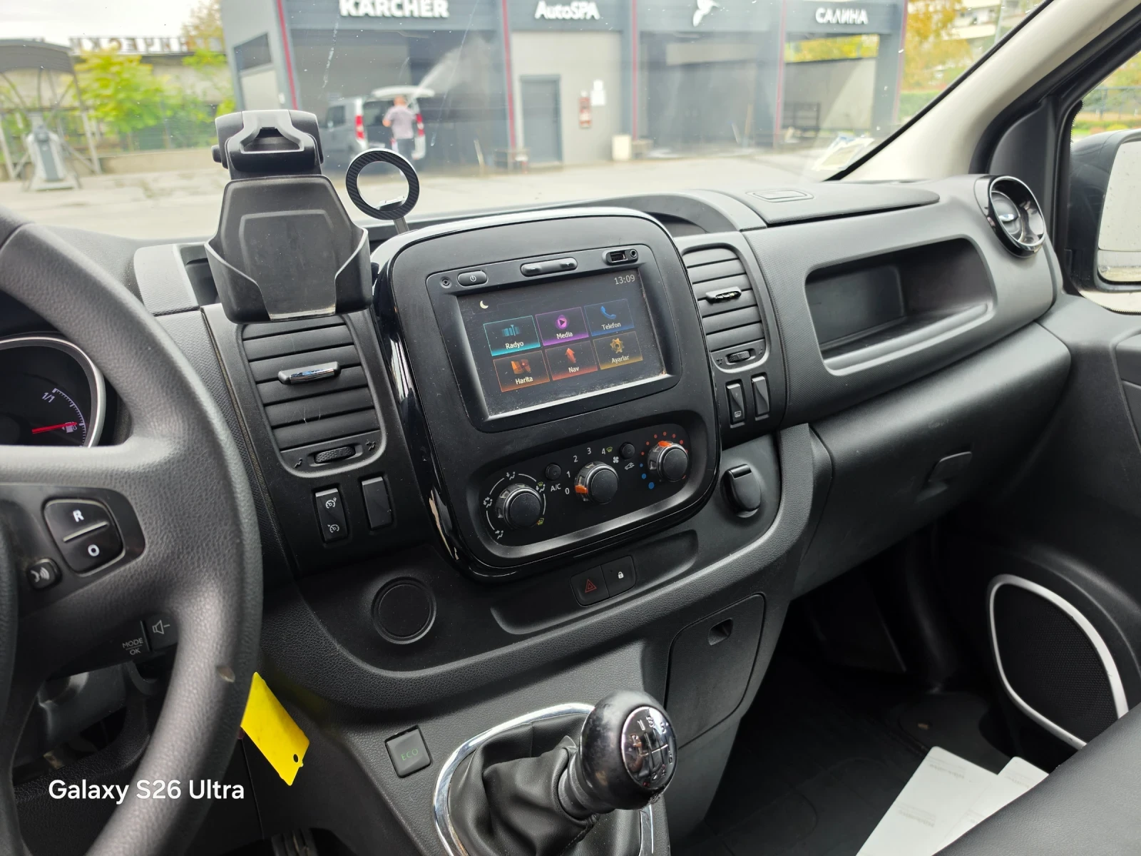 Opel Vivaro, снимка 7 - Бусове и автобуси - 56478793