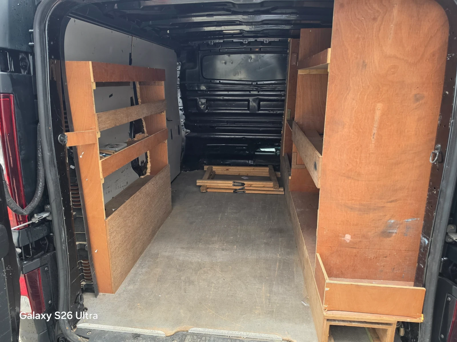 Opel Vivaro, снимка 9 - Бусове и автобуси - 56478793