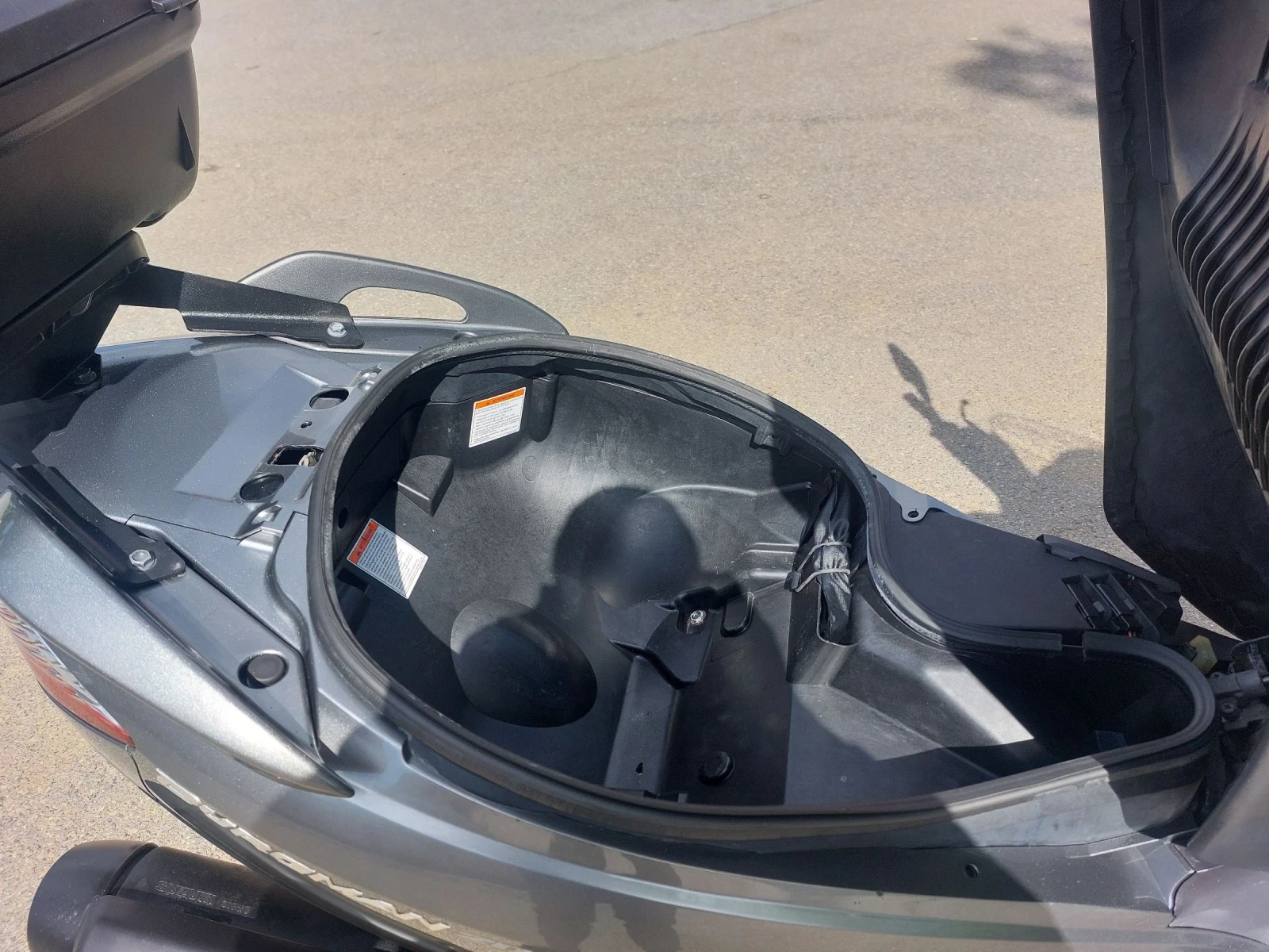 Suzuki Burgman 200i | Mobile.bg � ����������� 11