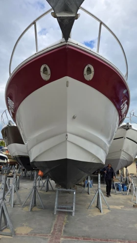 Моторна яхта Crownline 315SCR, снимка 14