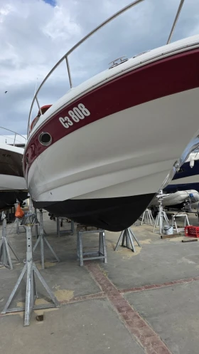 Моторна яхта Crownline 315SCR, снимка 2
