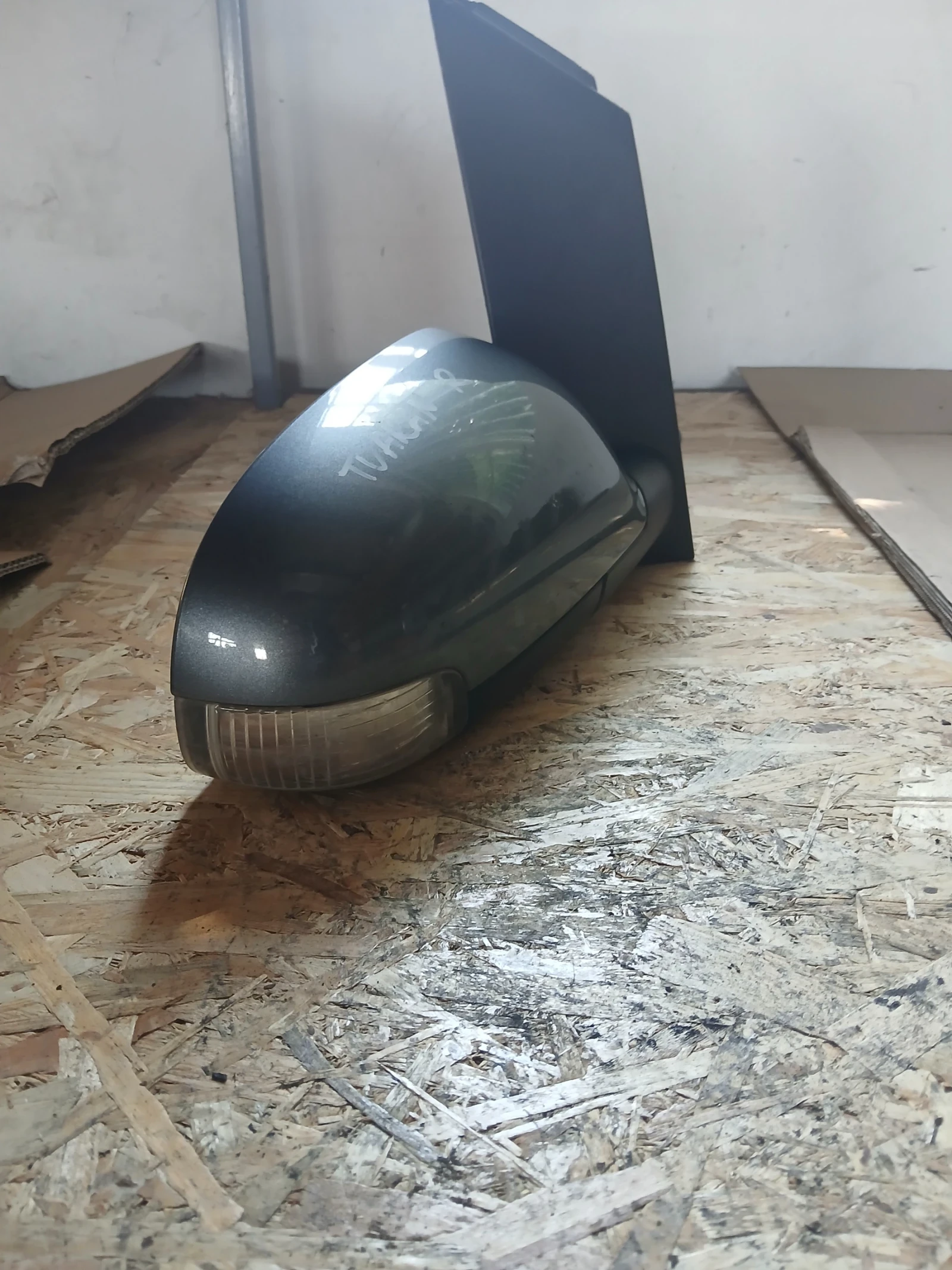 Огледало дясно VW Touran, снимка 3 - Части - 56126538