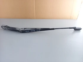 Рамо чистачка дясно Ланд Ровър Евок 