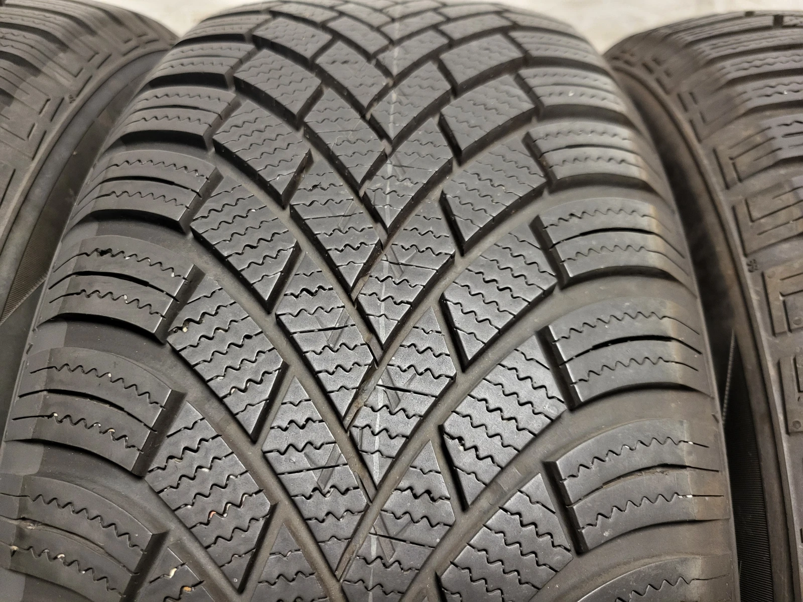 ���� 235/60R16 | Mobile.bg � ����������� 4