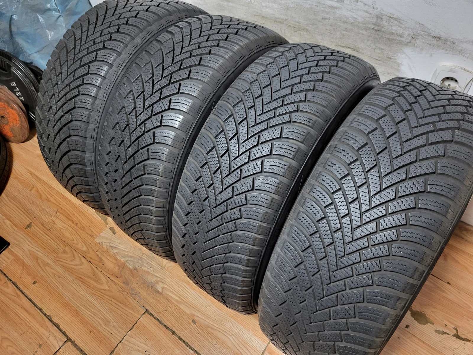 ���� 235/60R16 | Mobile.bg � ����������� 7