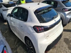 Peugeot 208 1.2THP, снимка 5