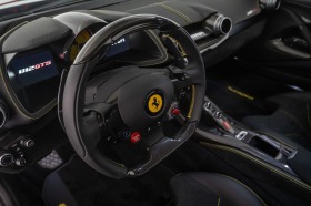 Ferrari 812 GTS = Carbon Interior & Exterior= Гаранция, снимка 11 - Автомобили и джипове - 45766402