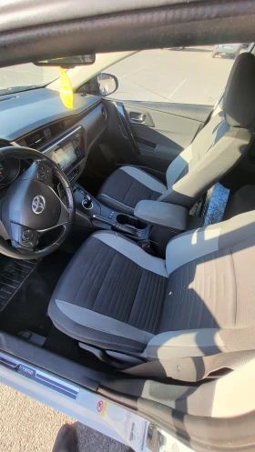 Toyota Auris | Mobile.bg    11