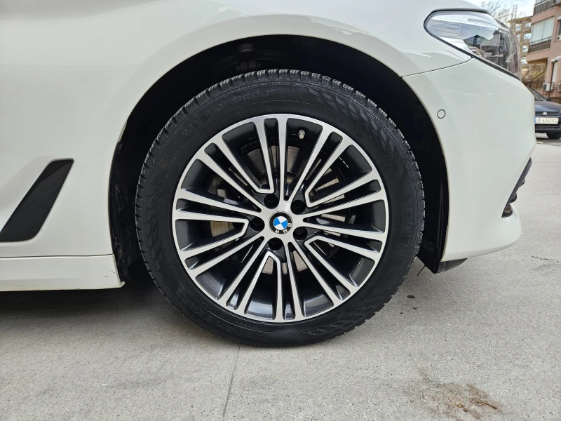 BMW 530E Пълна сервизна история в БМВ, снимка 5 - Автомобили и джипове - 48249916