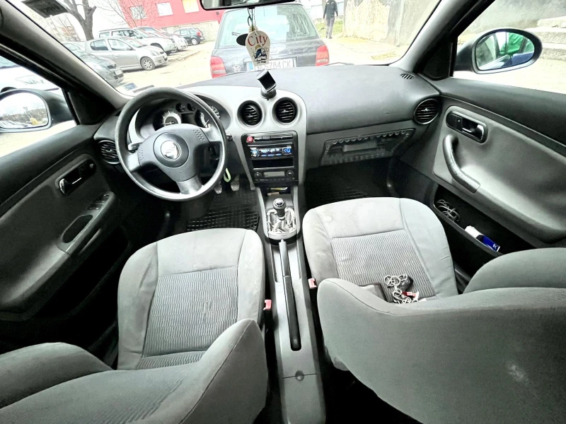 Seat Ibiza, снимка 6 - Автомобили и джипове - 49454136