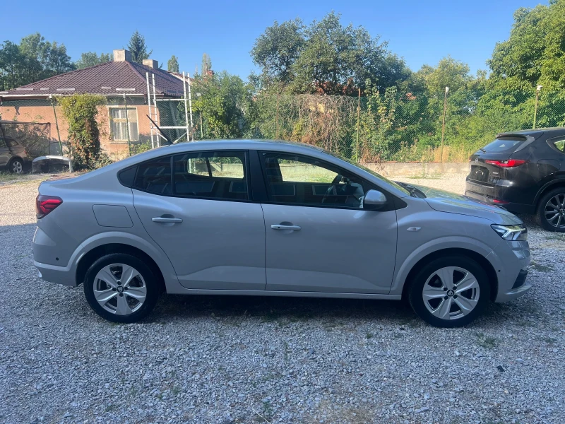 Dacia Logan 1.0i -92 k.c. Автоматик, снимка 6 - Автомобили и джипове - 51329370
