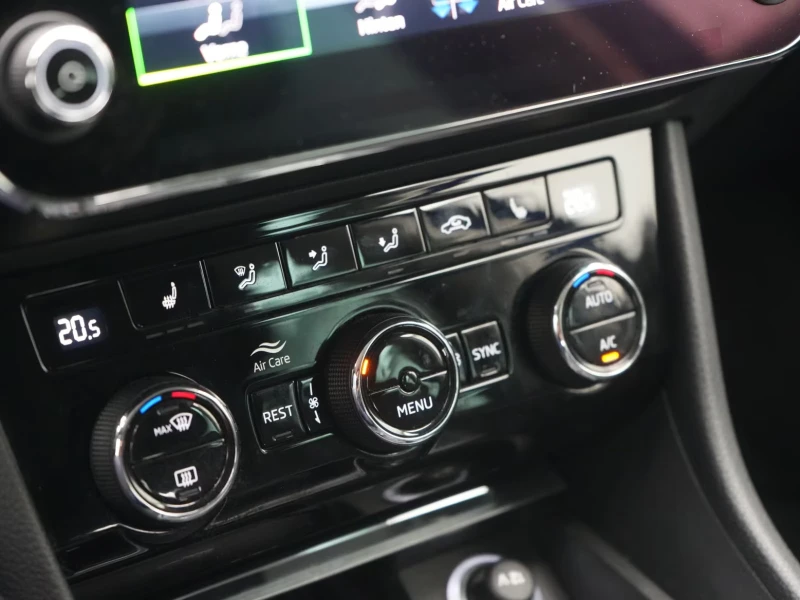 Skoda Superb AMBITION/200HP/DSG/CAM/NAVI/LED/742v, снимка 14 - Автомобили и джипове - 52121294