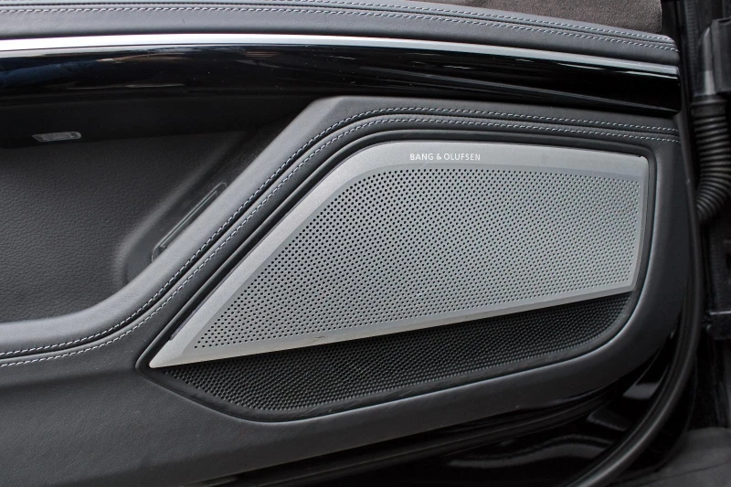 Audi A8 55 TFSI QUATTRO LONG B&O 360 PANORAMA MATRIX, снимка 7 - Автомобили и джипове - 52158816