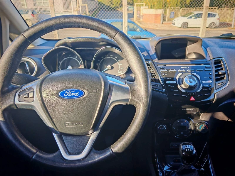 Ford Fiesta 1.0 EcoBoost (SCTi, 125 к.с.) Titanium , снимка 9 - Автомобили и джипове - 52588272