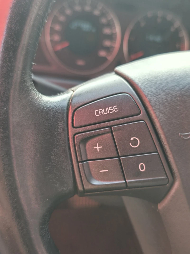 Volvo S80 D5 Автоматик, снимка 15 - Автомобили и джипове - 52434873