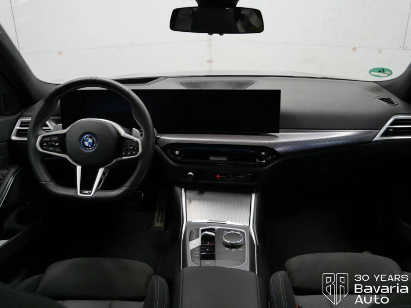 BMW 330 e Touring M Sport Paket Sportautomatic, снимка 6 - Автомобили и джипове - 52669881