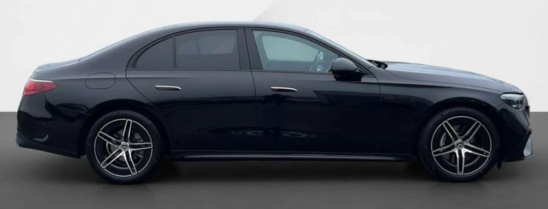 Mercedes-Benz E 200 AMG Line, снимка 7 - Автомобили и джипове - 52882303