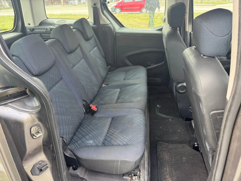 Peugeot Partner 1.6Бензин , снимка 10 - Автомобили и джипове - 53104114