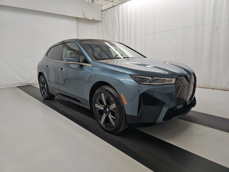 BMW iX xDrive50, снимка 3 - Автомобили и джипове - 53166390