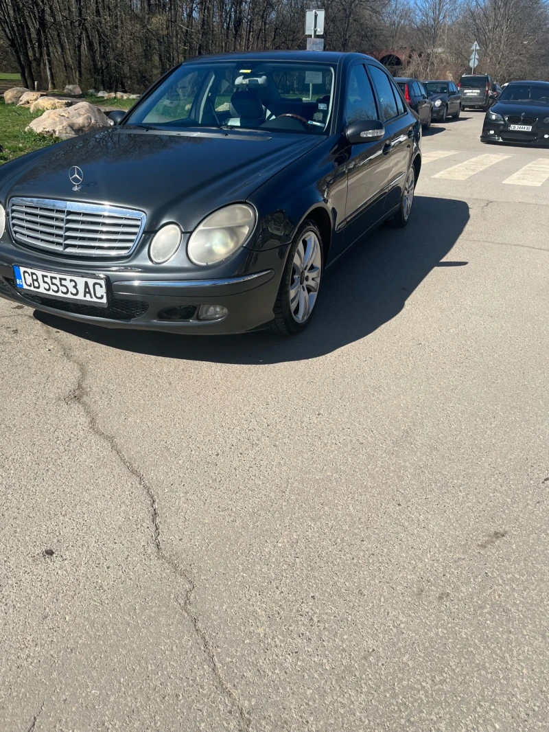 Mercedes-Benz E 200, снимка 2 - Автомобили и джипове - 53187332