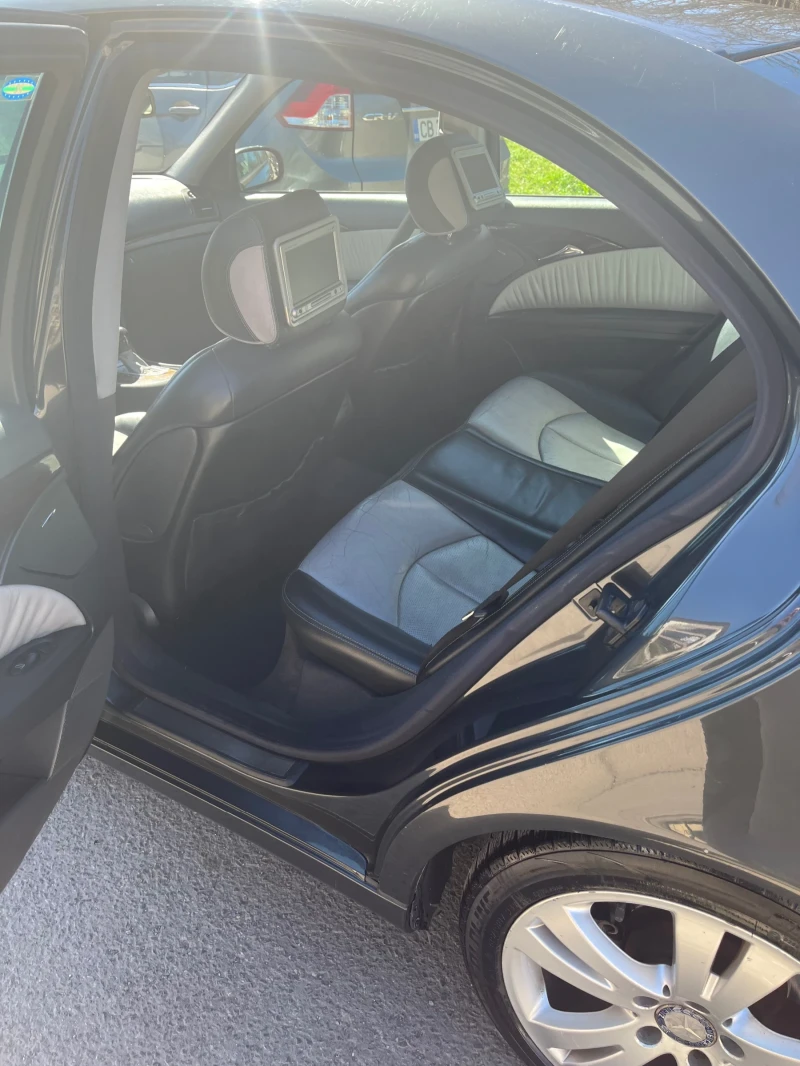 Mercedes-Benz E 200, снимка 5 - Автомобили и джипове - 53187332