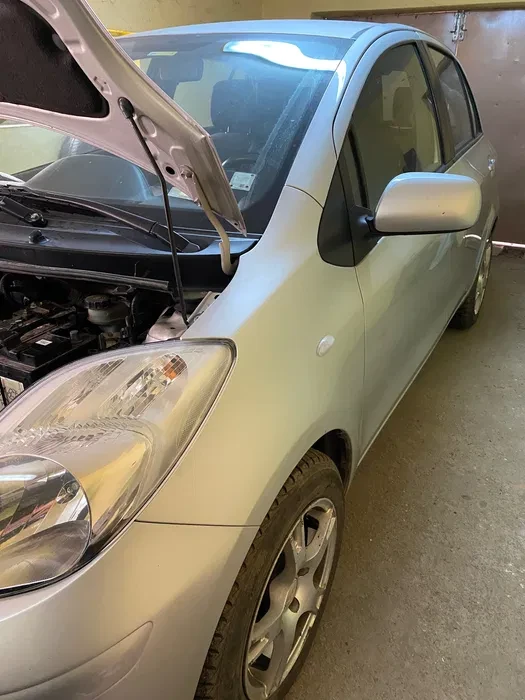 Toyota Yaris, снимка 4 - Автомобили и джипове - 53502124