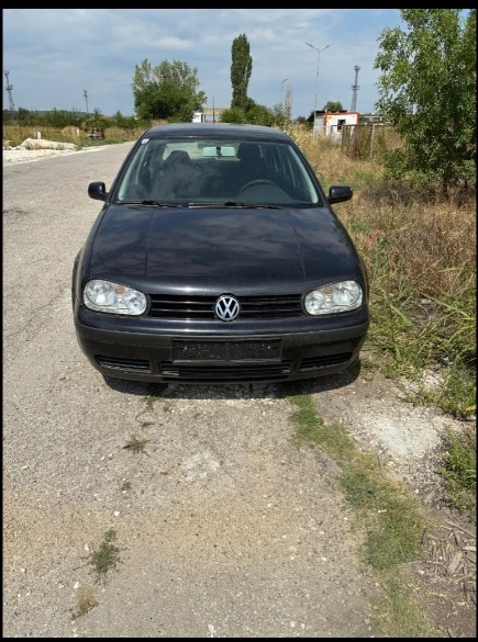 VW Golf