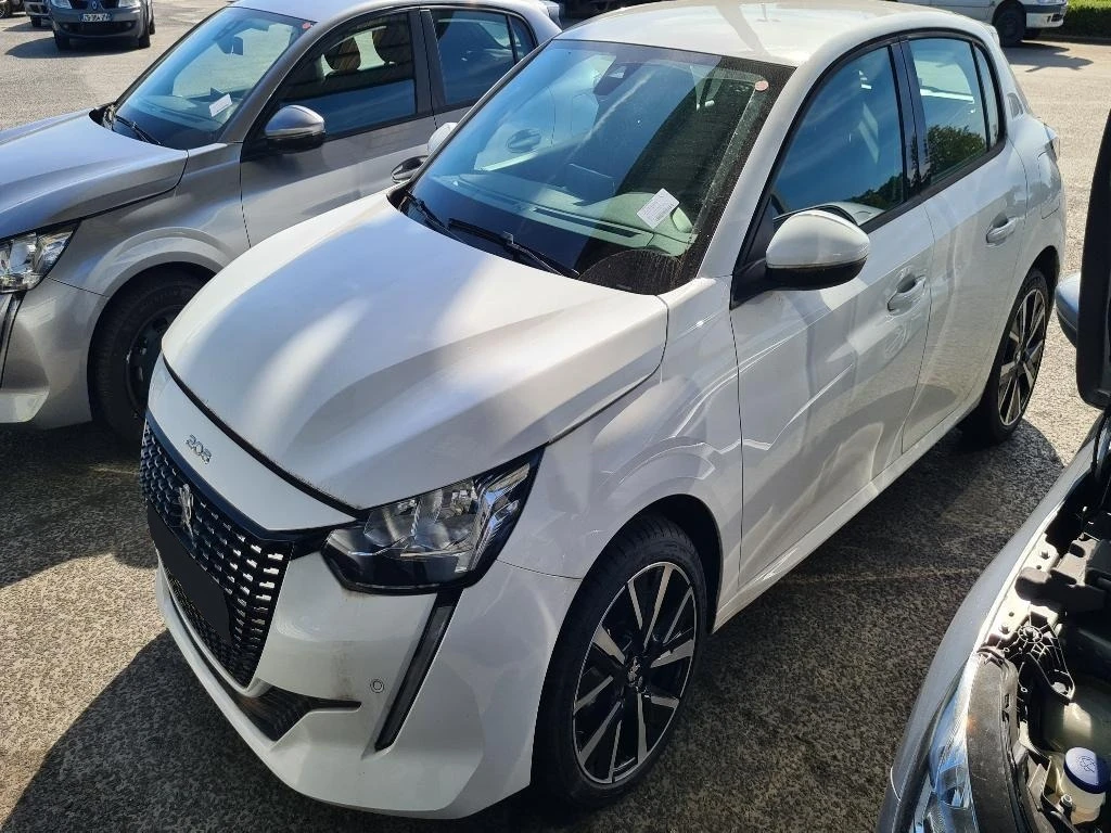 Peugeot 208 1.2THP, снимка 1